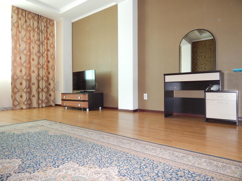 Sky House Astana 호텔 객실 사진
